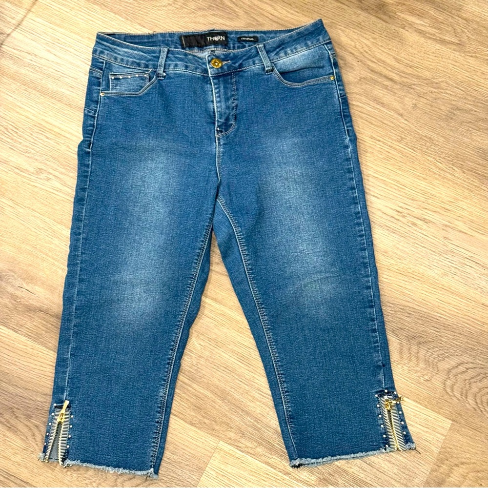 Thorn capris size 10
